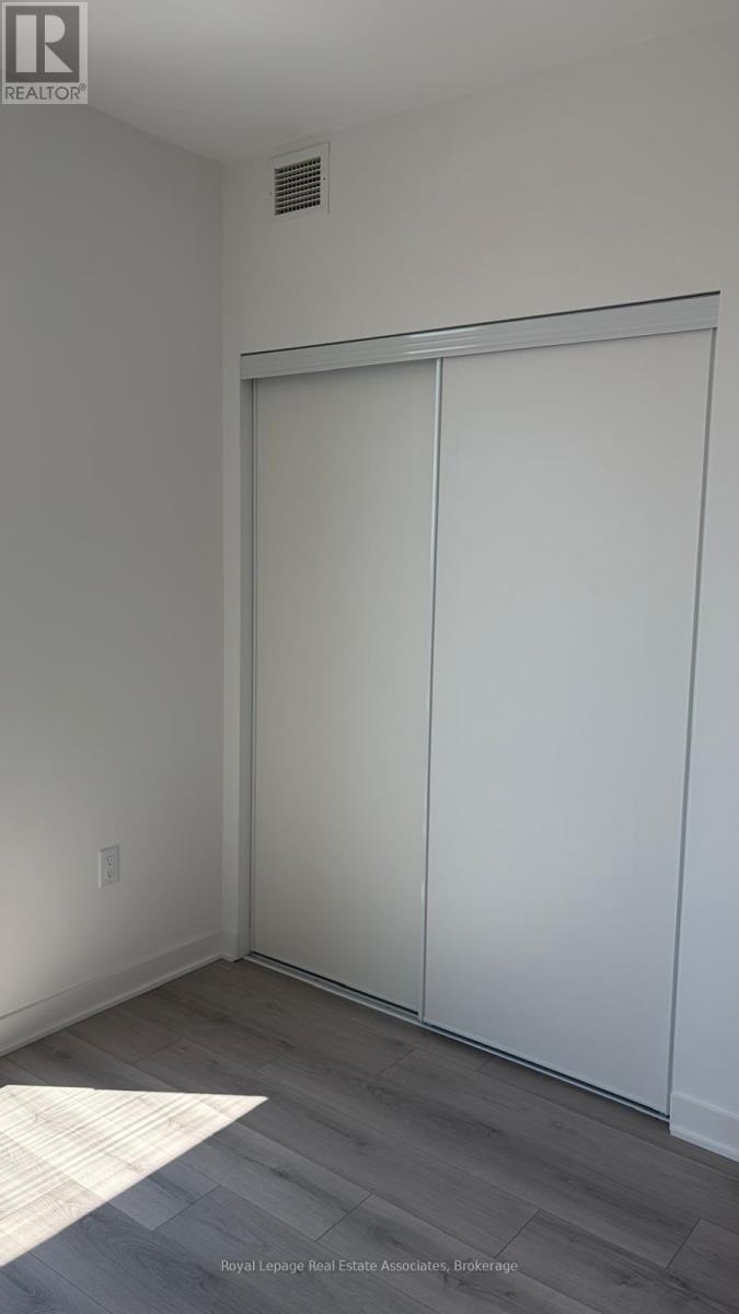 2501 - 1185 Dupont Street, Toronto, Ontario  M6H 0G5 - Photo 19 - W13174038