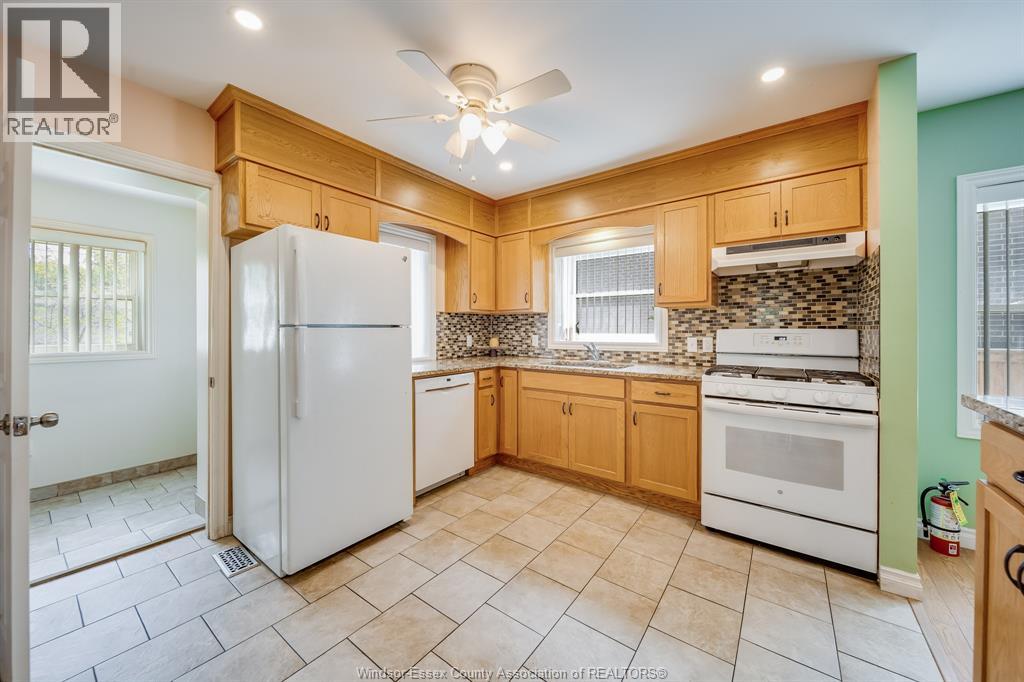 2168 Dominion Boulevard, Windsor, Ontario  N9B 3H9 - Photo 17 - 26011294