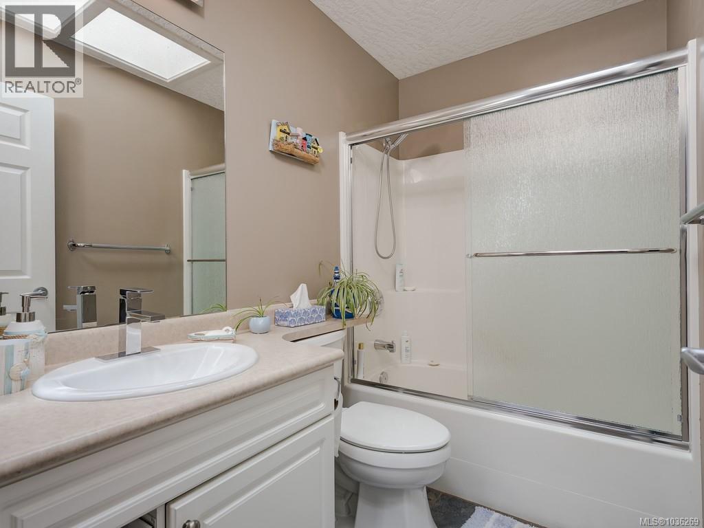 104 7570 Tetayut Rd, Central Saanich, British Columbia  V8M 2H4 - Photo 16 - 1036269