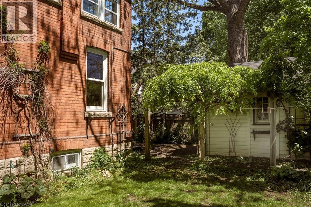 138 Park Street W, Dundas, Ontario  L9H 1X7 - Photo 38 - 40832898