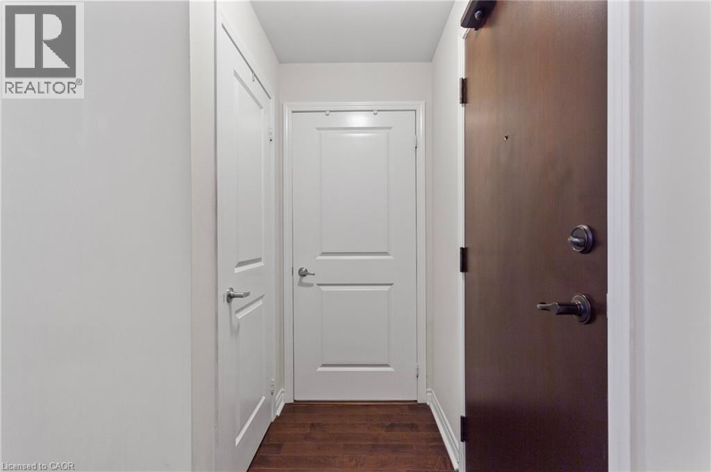 385 Prince Of Wales Drive Unit# 320, Mississauga, Ontario  L5B 0C6 - Photo 4 - 40832432