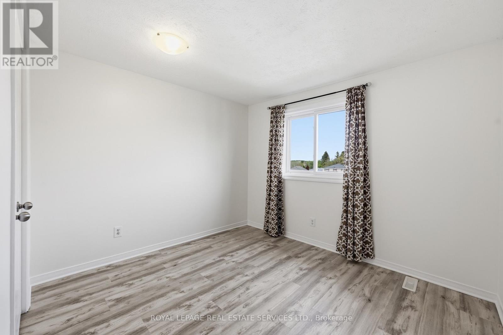 46 Lisbon Pines Drive, Cambridge, Ontario  N1R 7Z9 - Photo 18 - X13173726