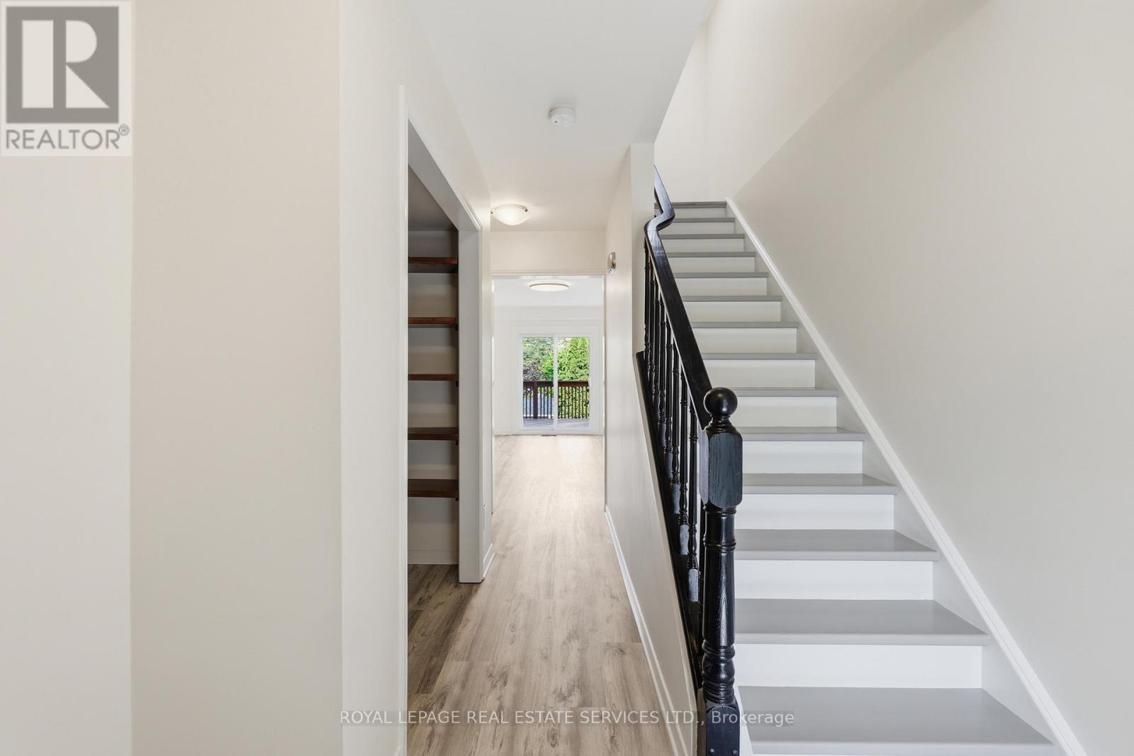 46 Lisbon Pines Drive, Cambridge, Ontario  N1R 7Z9 - Photo 4 - X13173726