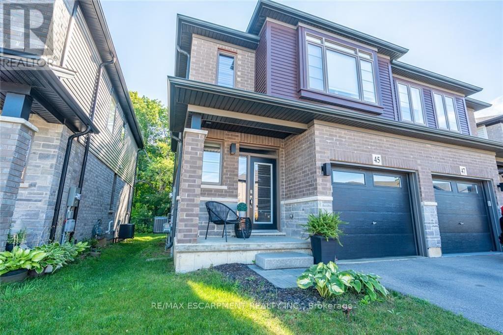 45 Burley Lane, Hamilton, Ontario  L9G 0G5 - Photo 2 - X13173890