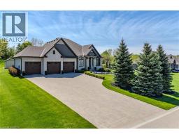 5 MOORE Boulevard, Brantford, Ontario