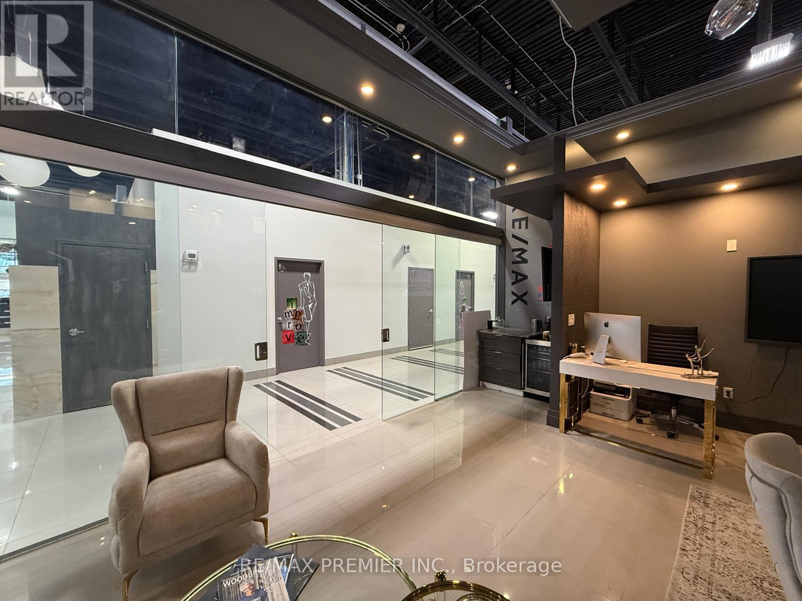 44 - 7250 Keele Street, Vaughan, Ontario  L4K 1Z8 - Photo 4 - N13024108