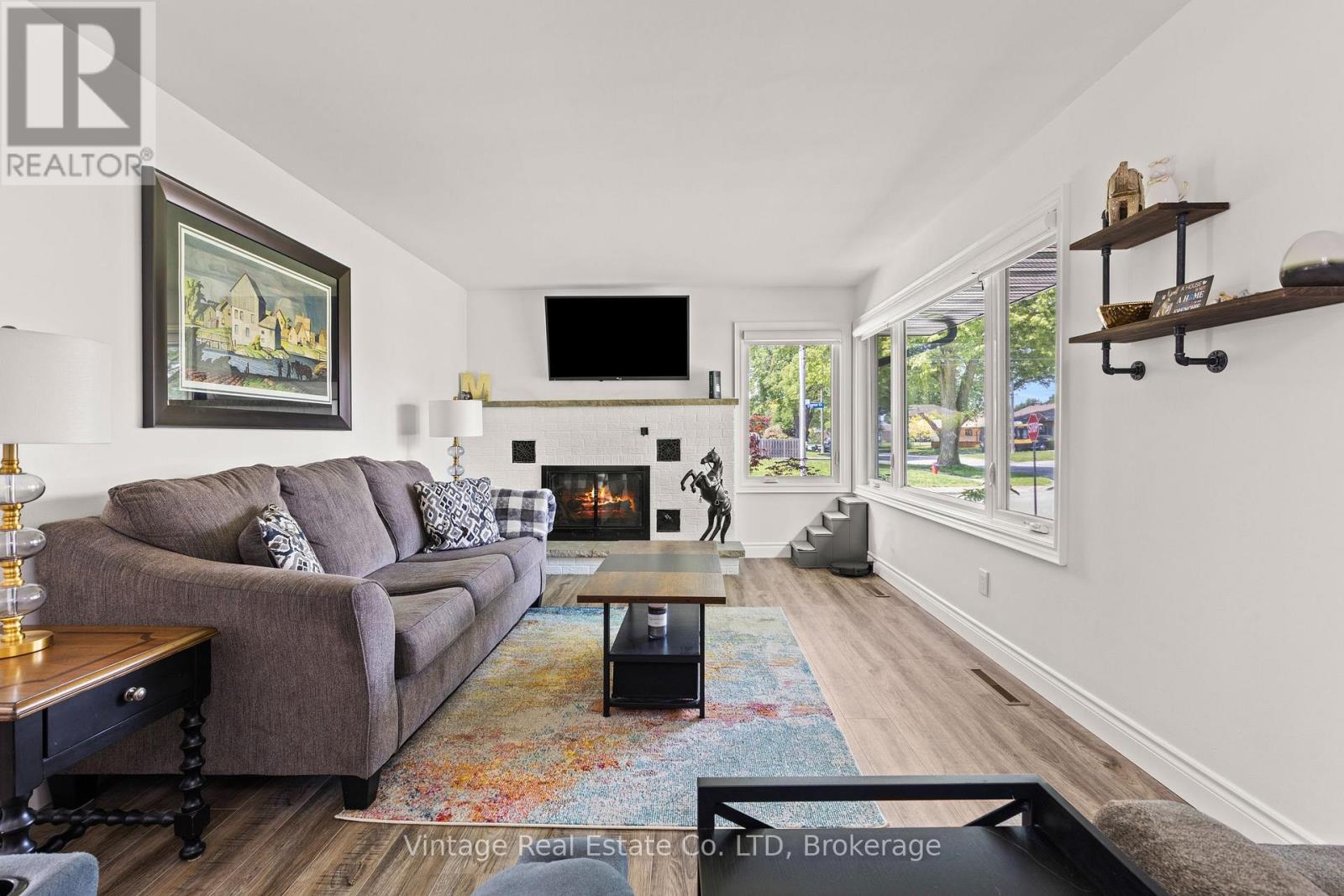 6478 Russell Street, Niagara Falls (Stamford), Ontario  L2J 1P5 - Photo 9 - X13174152