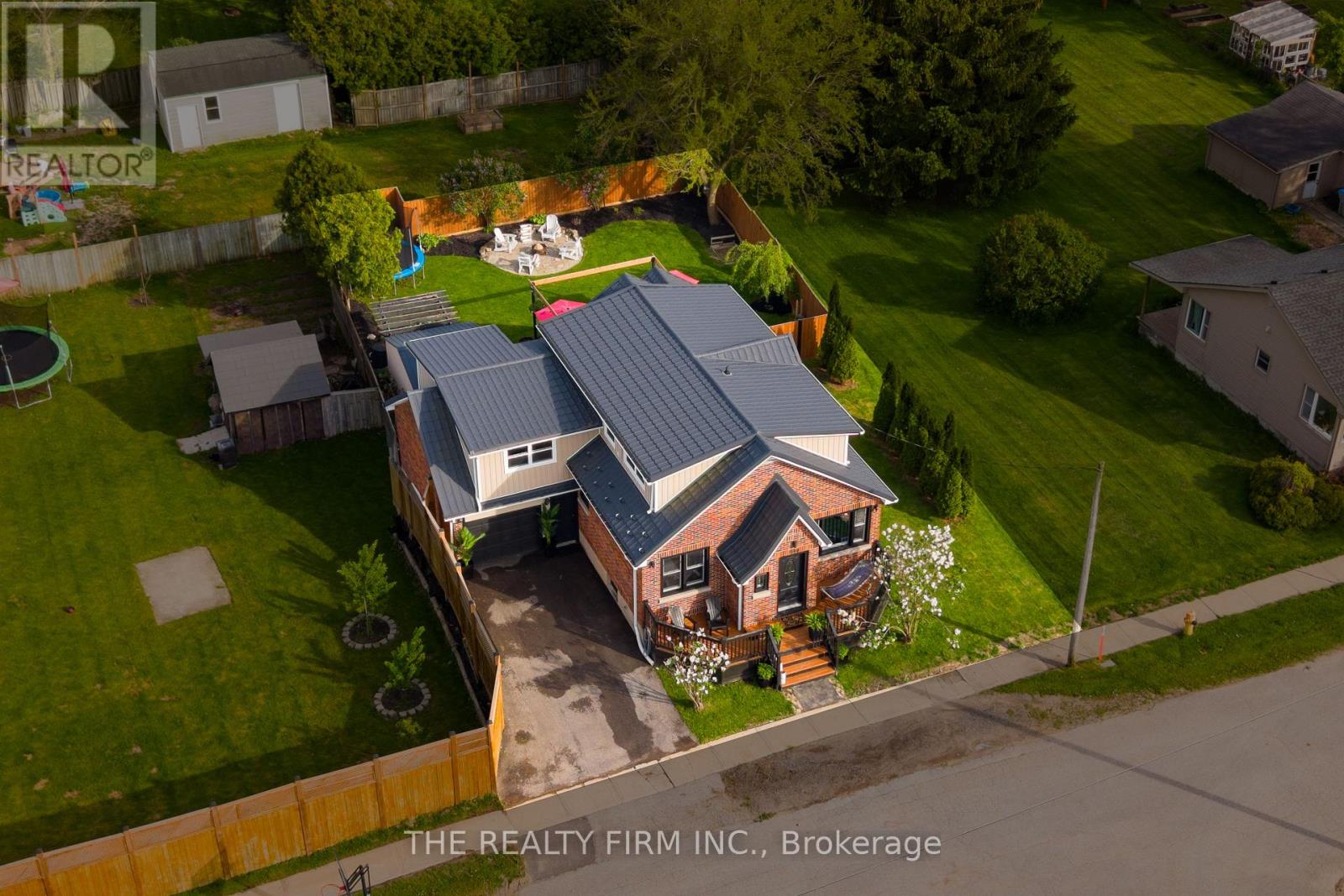 599 John Street, Strathroy-Caradoc, Ontario  N0L 1T0 - Photo 5 - X13173454