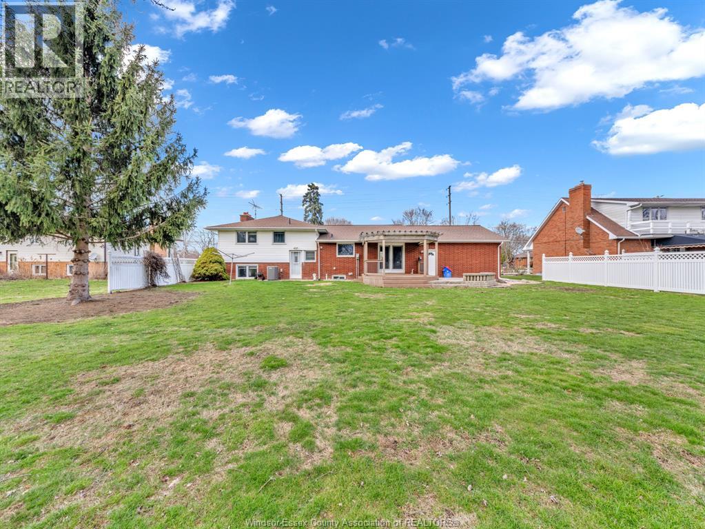 2725 Bouffard Road, Lasalle, Ontario N9H 1W3 - Photo 31 - 26009930