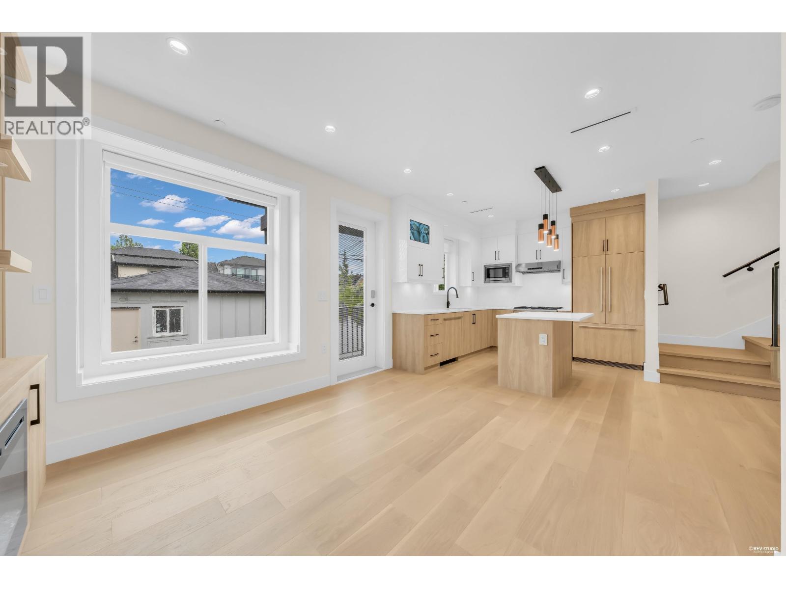 1620 E 53rd Avenue, Vancouver, British Columbia  V5P 3H7 - Photo 10 - R3127952