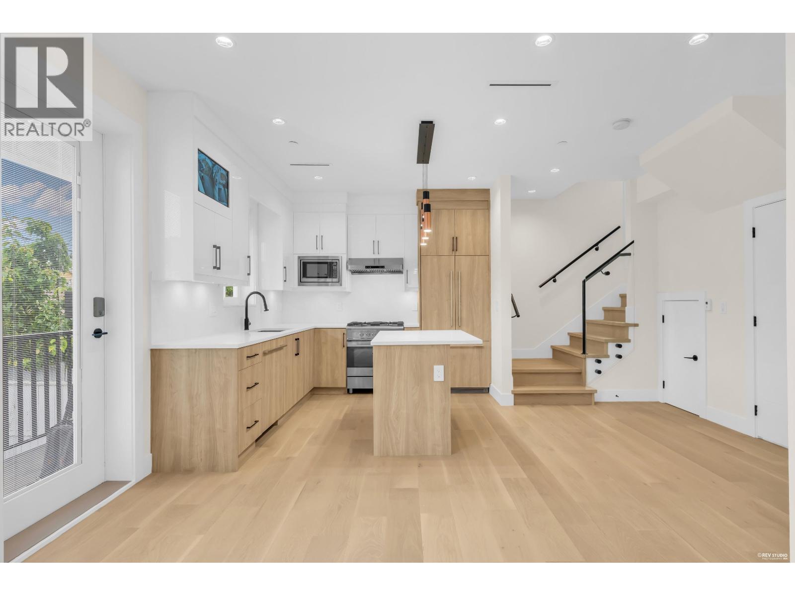 1620 E 53rd Avenue, Vancouver, British Columbia  V5P 3H7 - Photo 5 - R3127952
