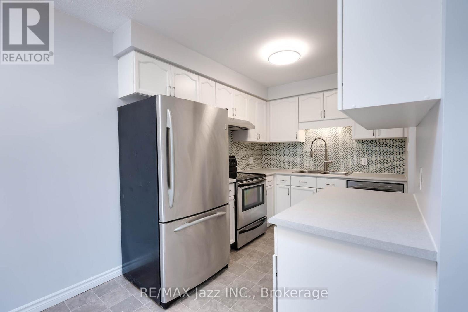 816 Battell Court, Cobourg, Ontario  K9A 5R7 - Photo 5 - X13174184