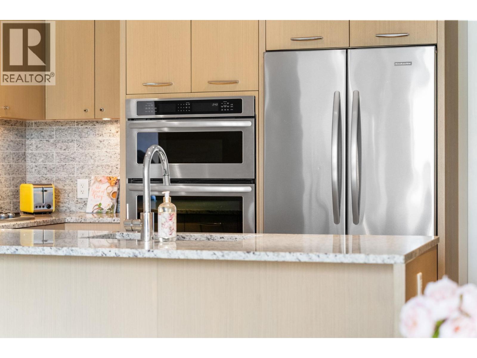 311 150 W 15 Street, North Vancouver, British Columbia  V7M 0C4 - Photo 6 - R3127901