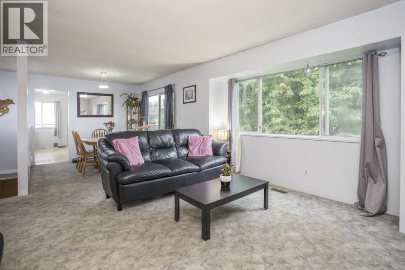 20118 Ospring Street, Maple Ridge, British Columbia  V2X 0G5 - Photo 11 - R3127954