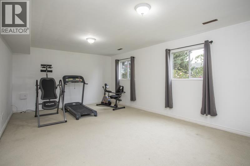20118 Ospring Street, Maple Ridge, British Columbia  V2X 0G5 - Photo 23 - R3127954