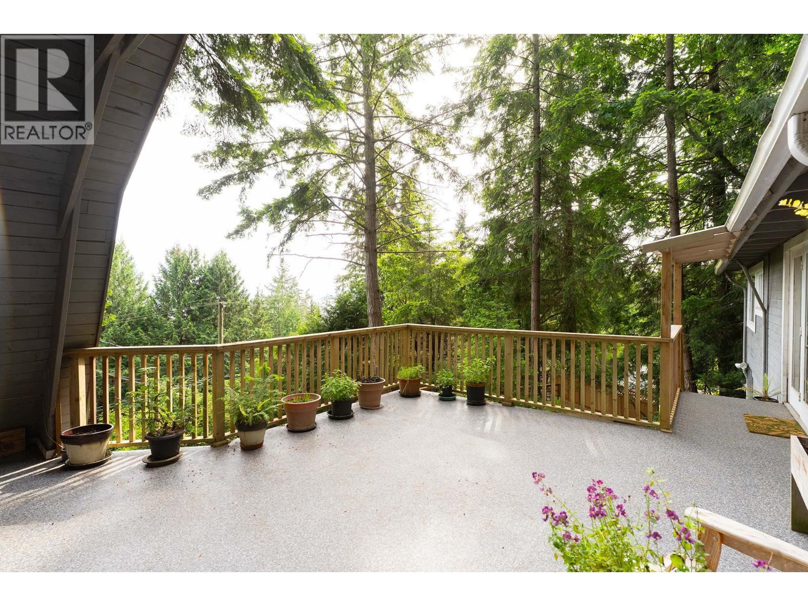 709 Windjammer Road, Bowen Island, British Columbia  V0N 1G2 - Photo 13 - R3127962