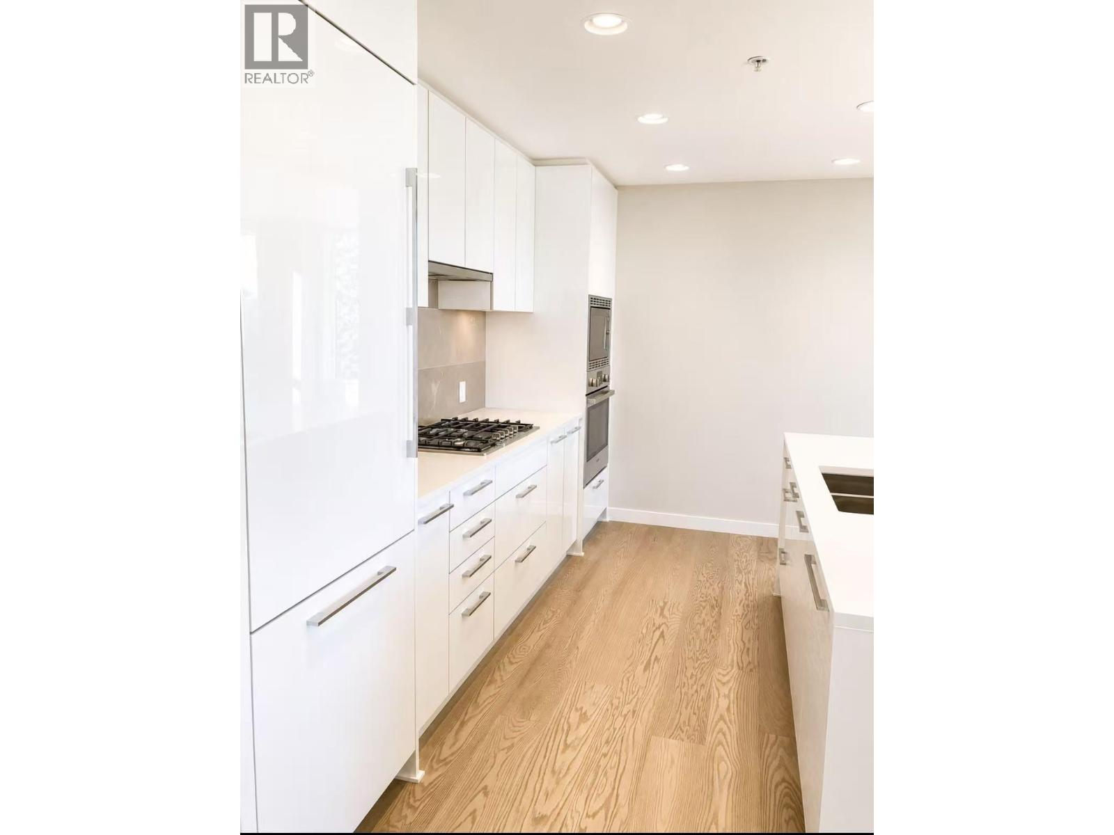 809 3533 Ross Drive, Vancouver, British Columbia  V6S 0L3 - Photo 2 - R3127943