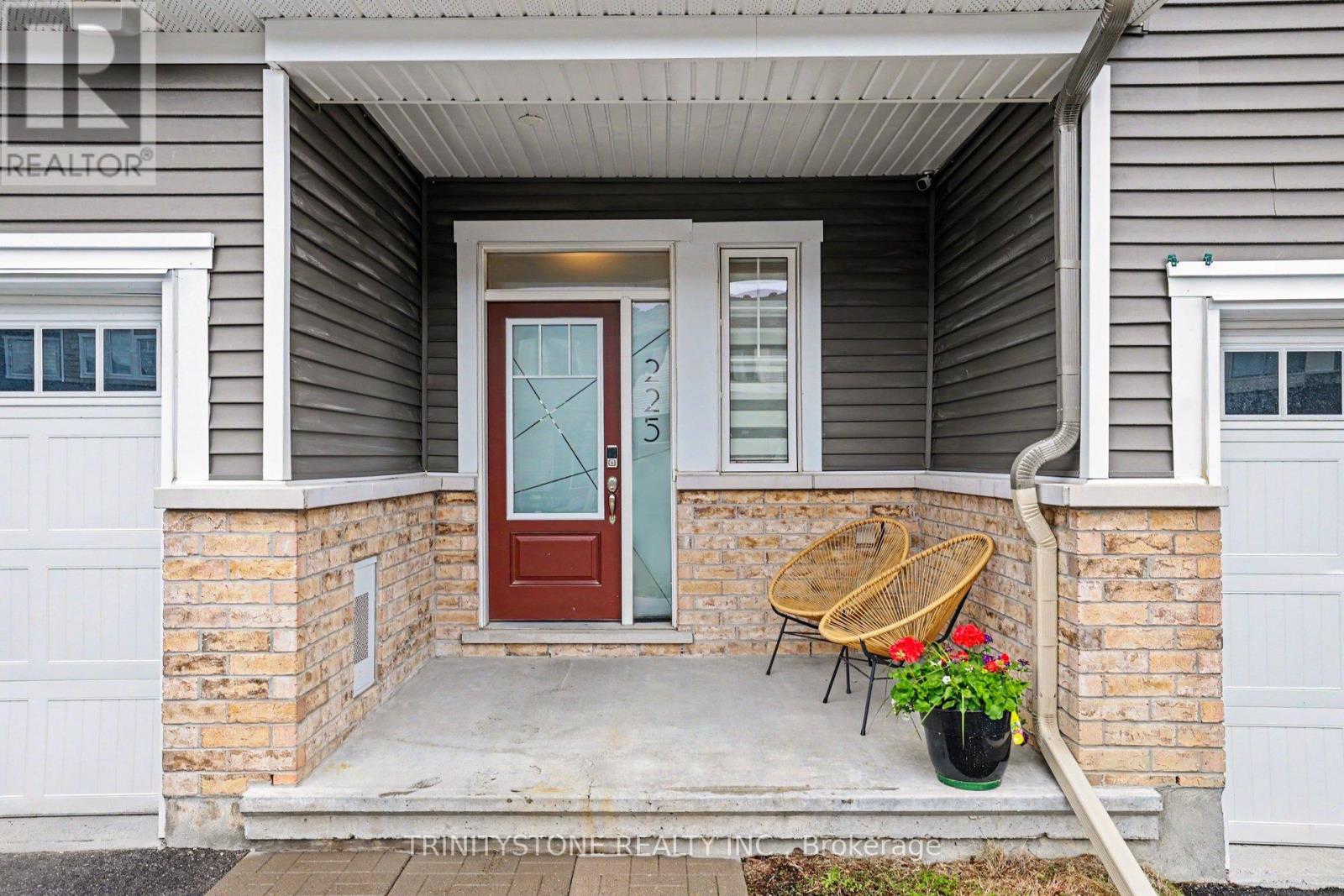 225 Billrian Crescent, Ottawa, Ontario  K2S 3A5 - Photo 5 - X13174122