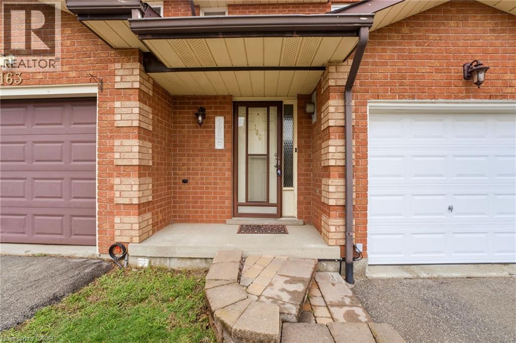 165 Essling Avenue, Hamilton, Ontario  L9B 2H9 - Photo 4 - 40820840