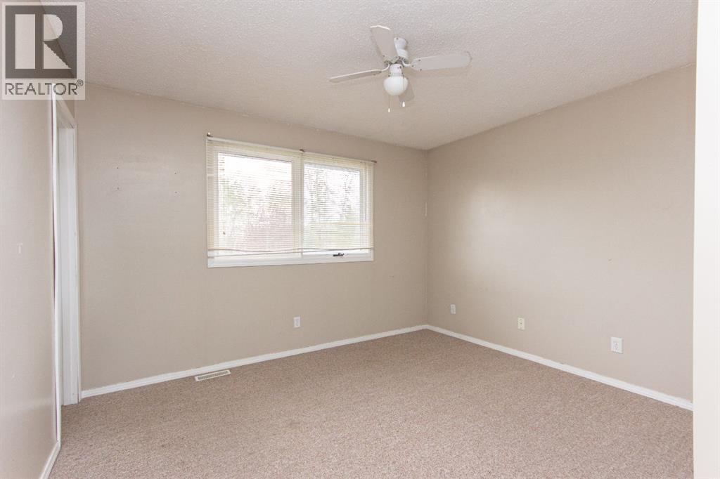 35 Oyen Crescent, Red Deer, Alberta  T4P 1T3 - Photo 12 - A2312818