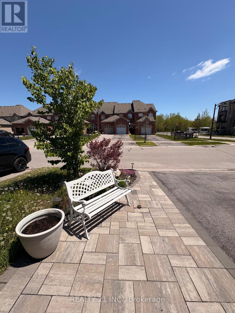 36 Lurcook Street, Ajax, Ontario  L1S 0E5 - Photo 3 - E13106460