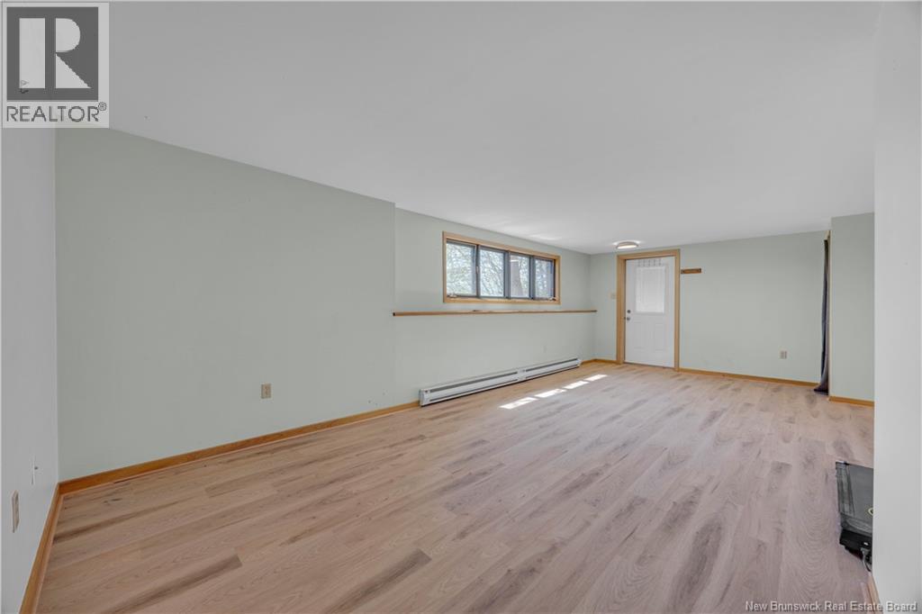 1369 Main Street, Hampton, New Brunswick  E5N 6G8 - Photo 25 - NB139942