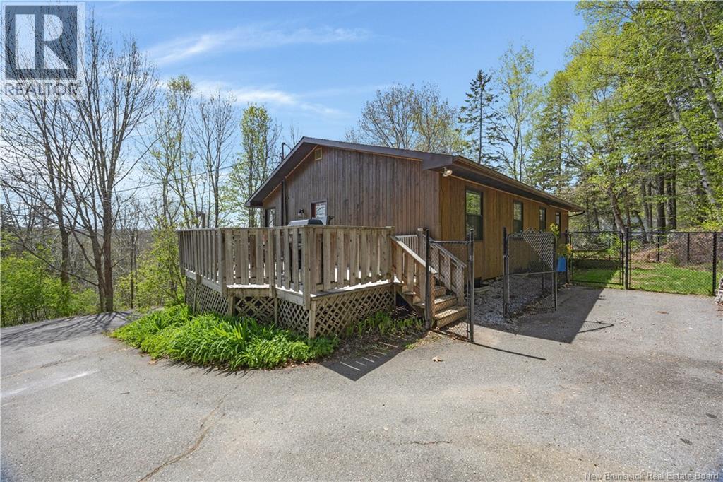 1369 Main Street, Hampton, New Brunswick  E5N 6G8 - Photo 33 - NB139942