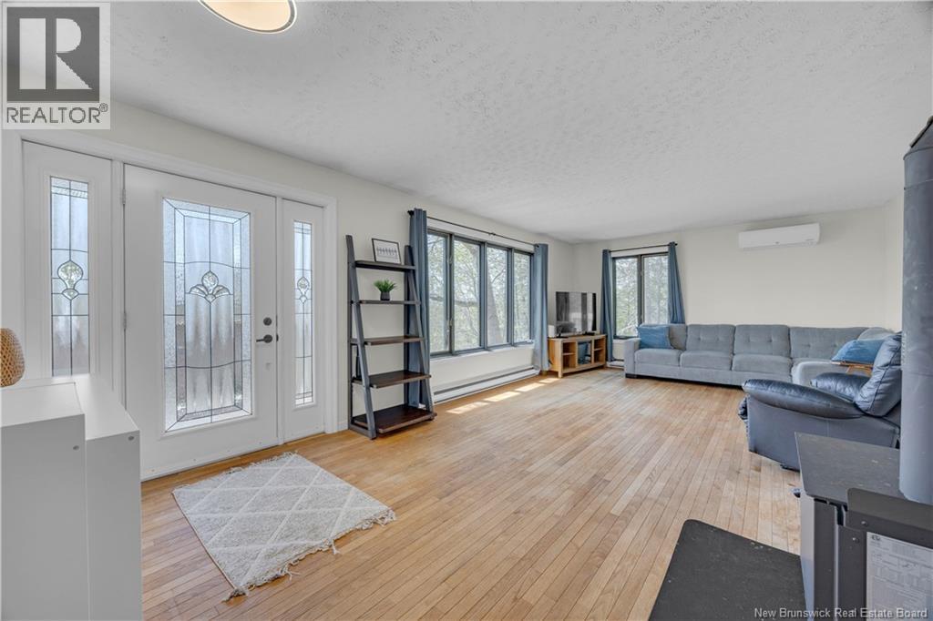1369 Main Street, Hampton, New Brunswick  E5N 6G8 - Photo 4 - NB139942