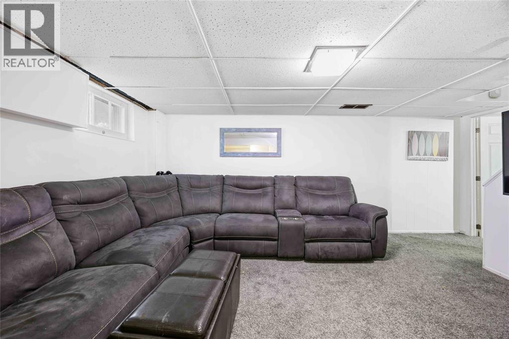 429 East Street North, Sarnia photo 20