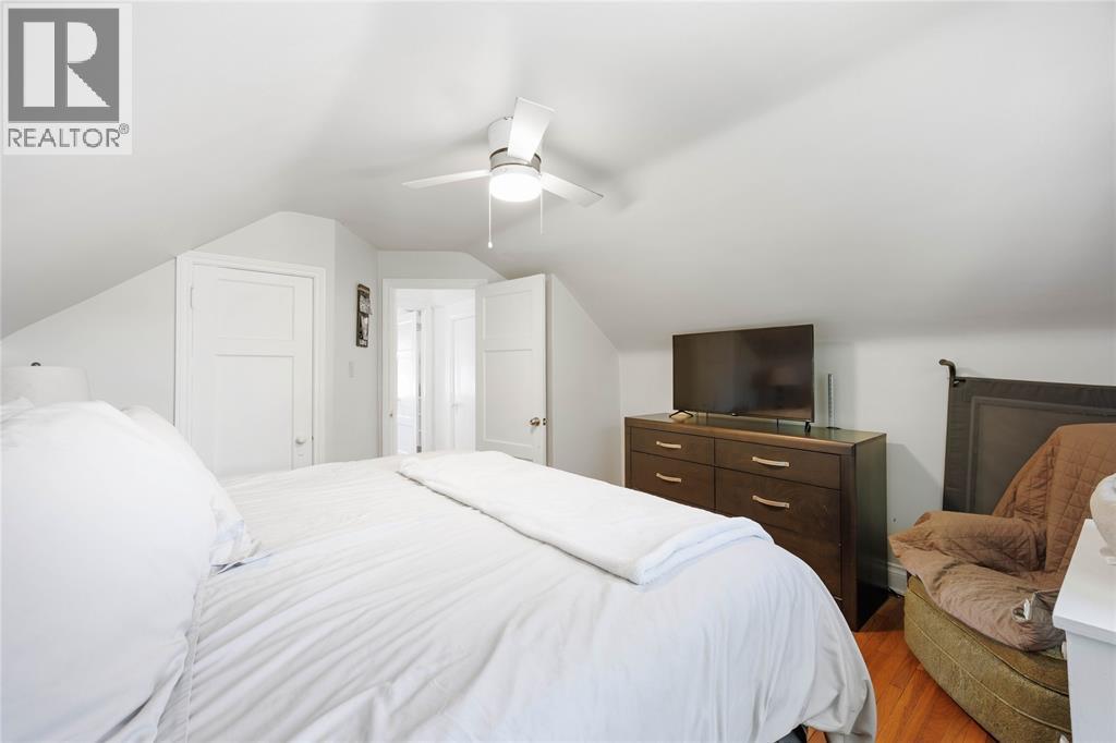 429 East Street North, Sarnia photo 16