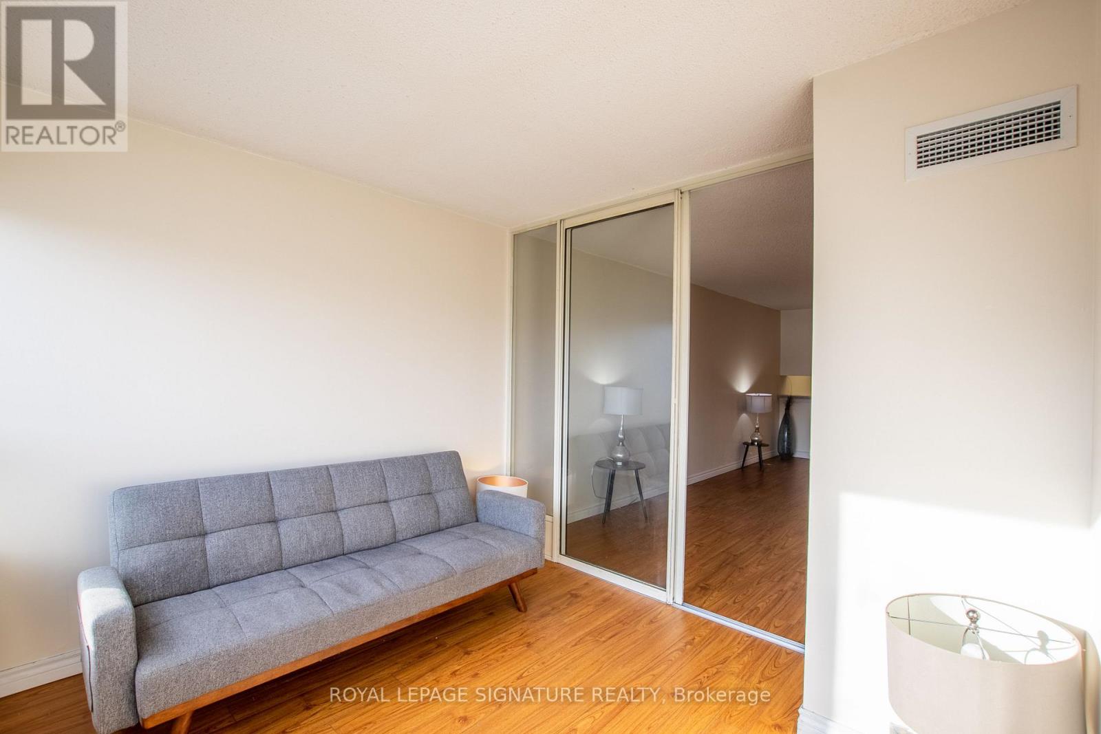 1604 - 7 Bishop Avenue, Toronto, Ontario  M2M 4J4 - Photo 29 - C13174114
