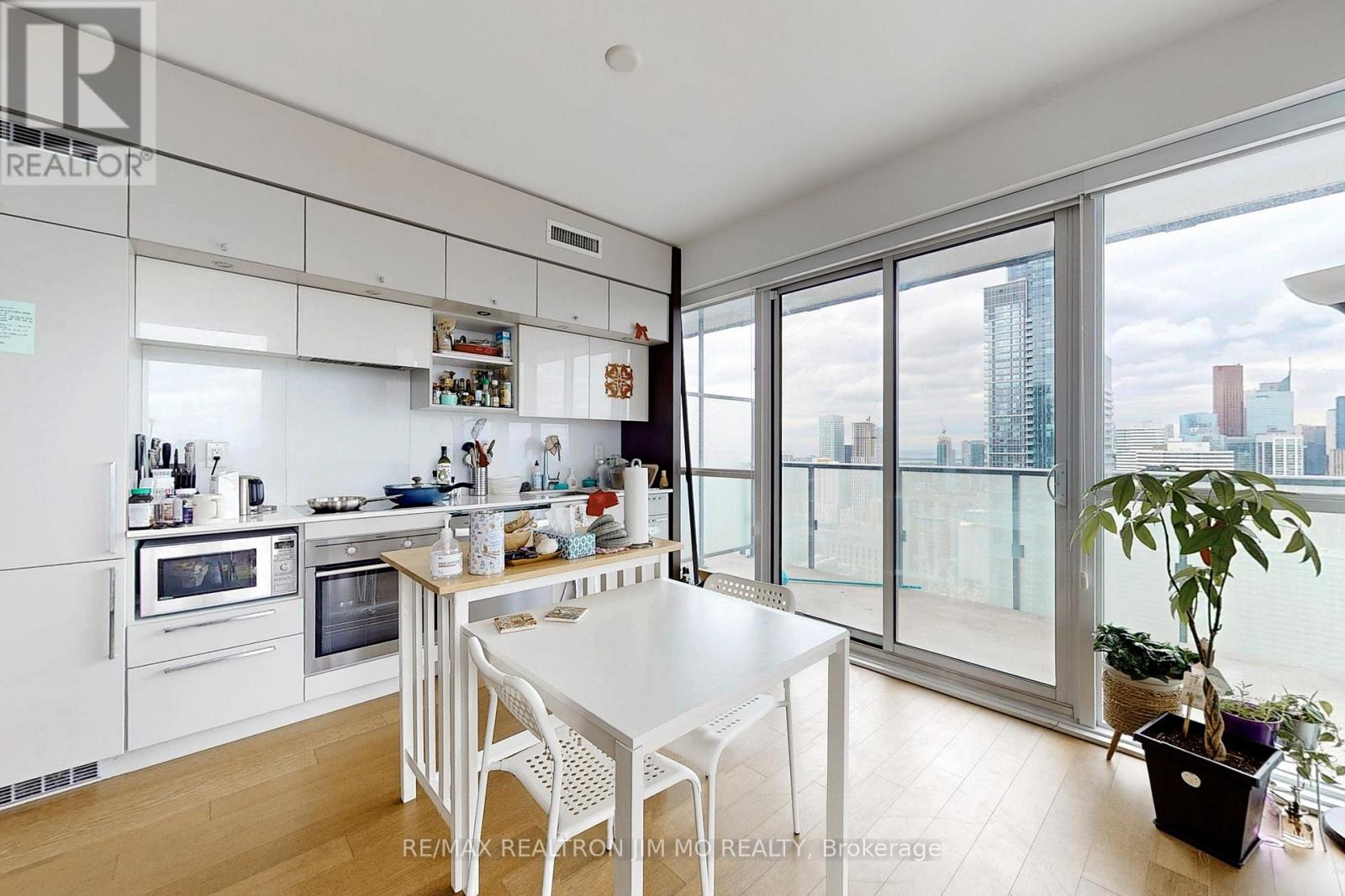 3503 - 15 Grenville Street, Toronto, Ontario  M4Y 1A1 - Photo 4 - C13174120
