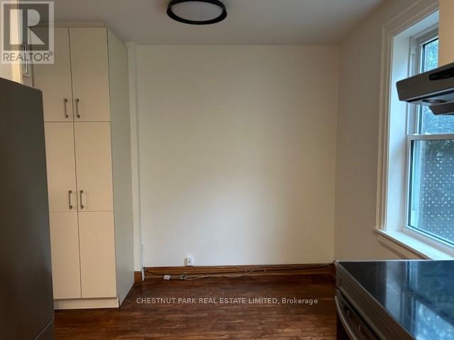 21 Edith Drive, Toronto, Ontario  M4R 1Y9 - Photo 8 - C13174206