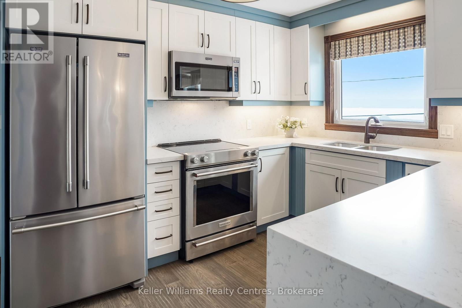 121 Mallory Beach Road, South Bruce Peninsula, Ontario  N0H 2T0 - Photo 12 - X12803590