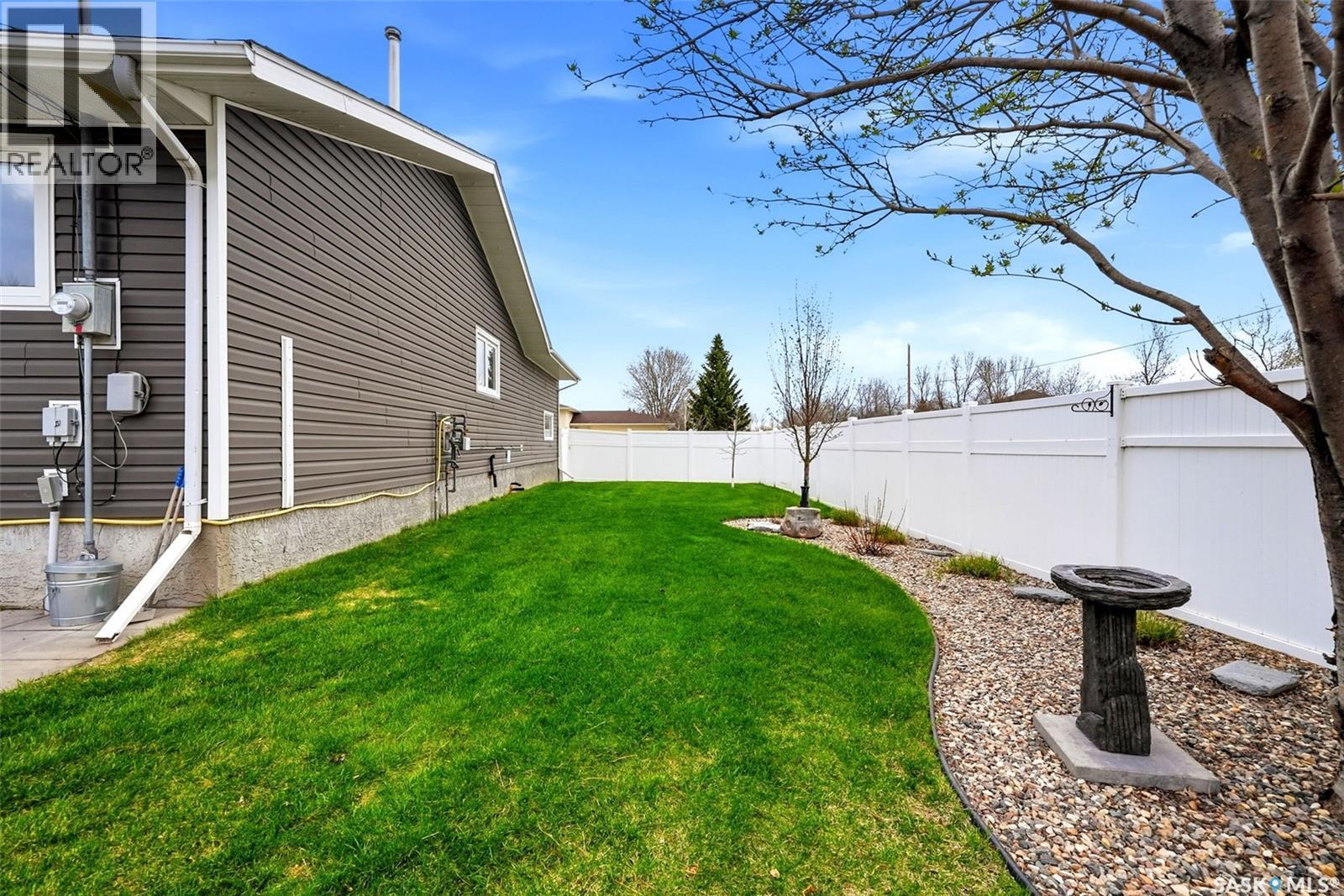 1001 Dewdney Street, Indian Head, Saskatchewan  S0G 2K0 - Photo 46 - SK036894