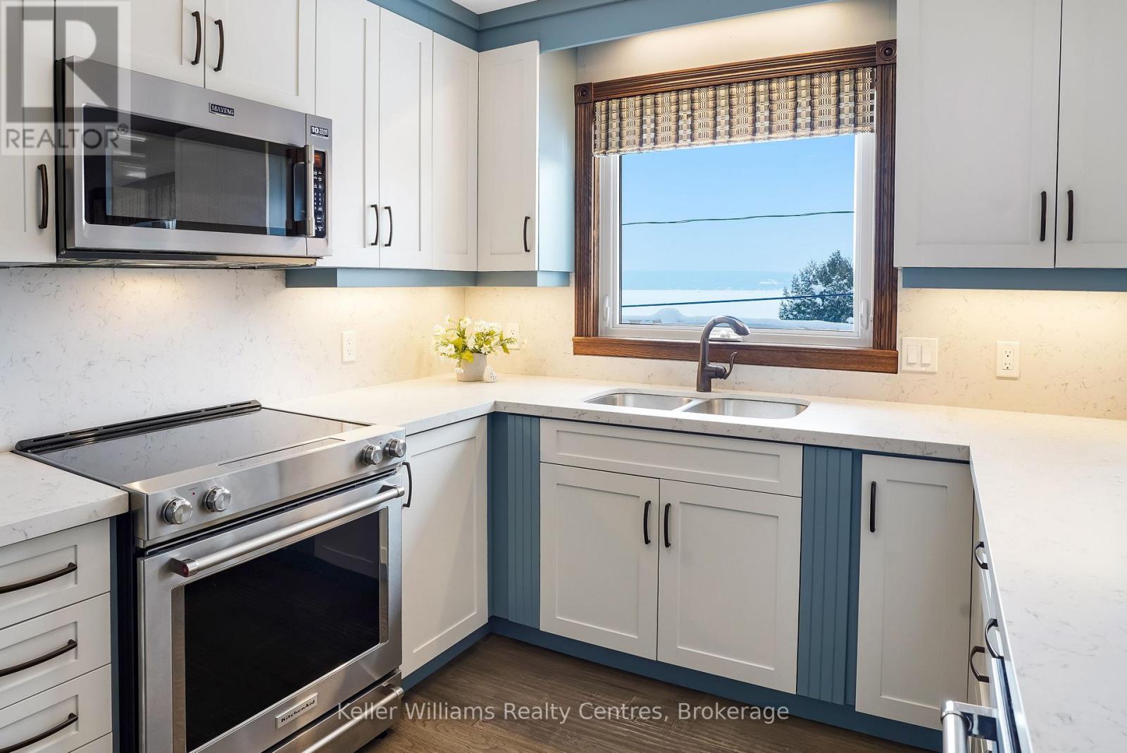 121 Mallory Beach Road, South Bruce Peninsula, Ontario  N0H 2T0 - Photo 9 - X12803590