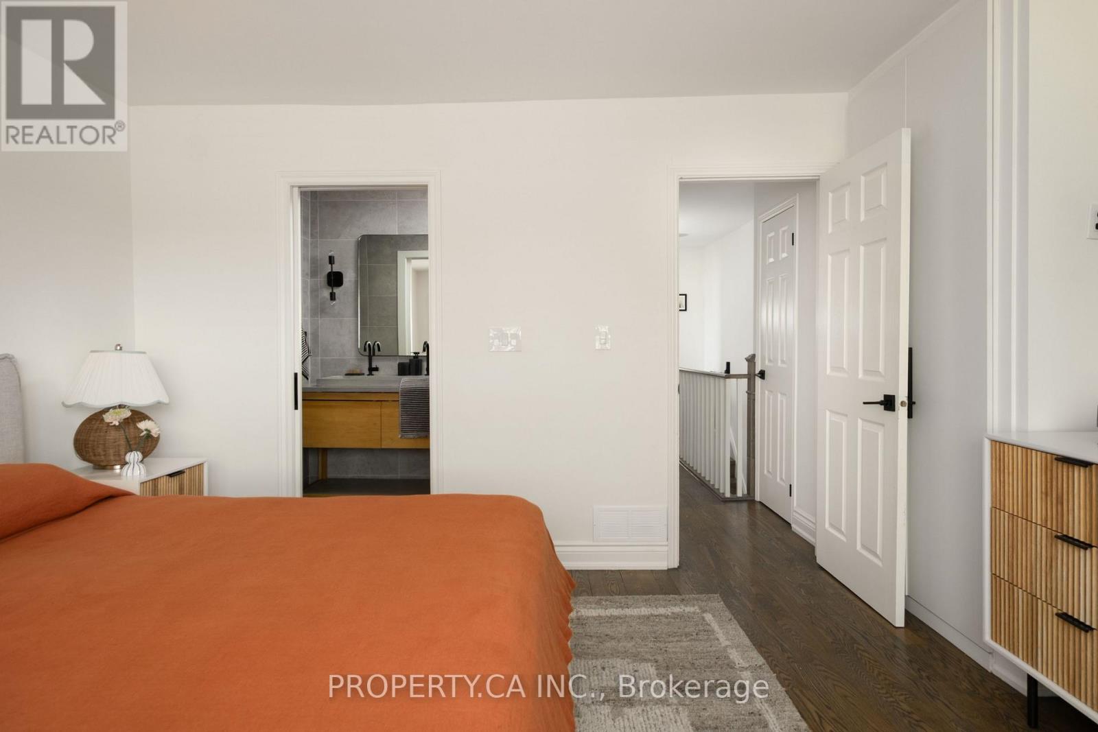 124 Milverton Boulevard, Toronto, Ontario  M4J 1V1 - Photo 14 - E13174154