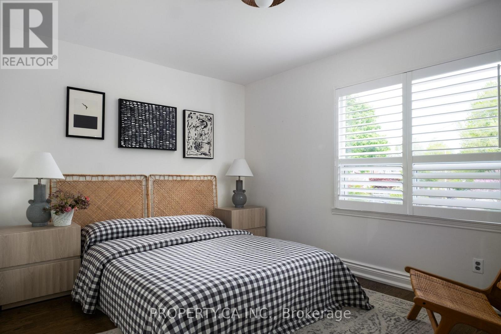 124 Milverton Boulevard, Toronto, Ontario  M4J 1V1 - Photo 18 - E13174154