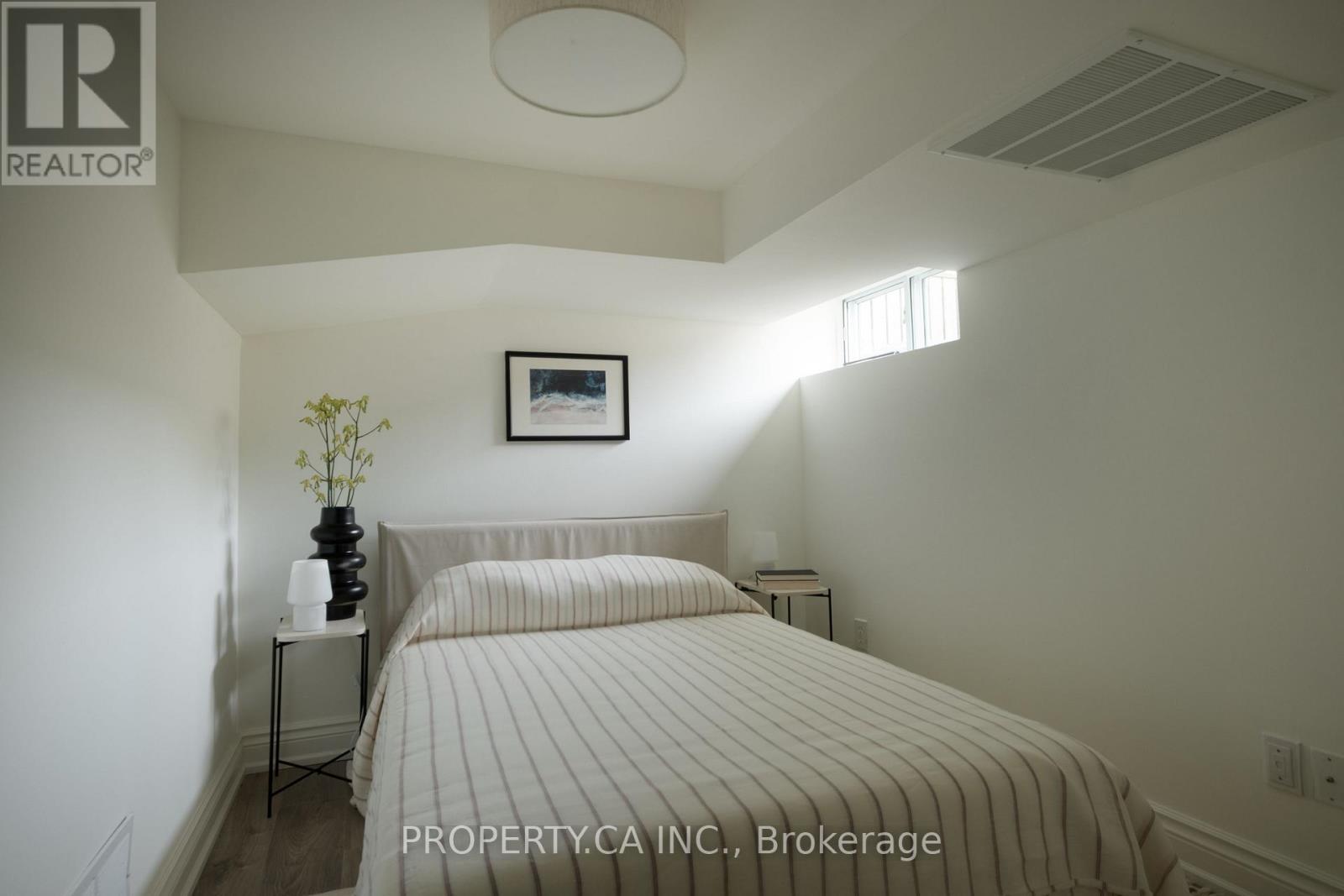 124 Milverton Boulevard, Toronto, Ontario  M4J 1V1 - Photo 26 - E13174154
