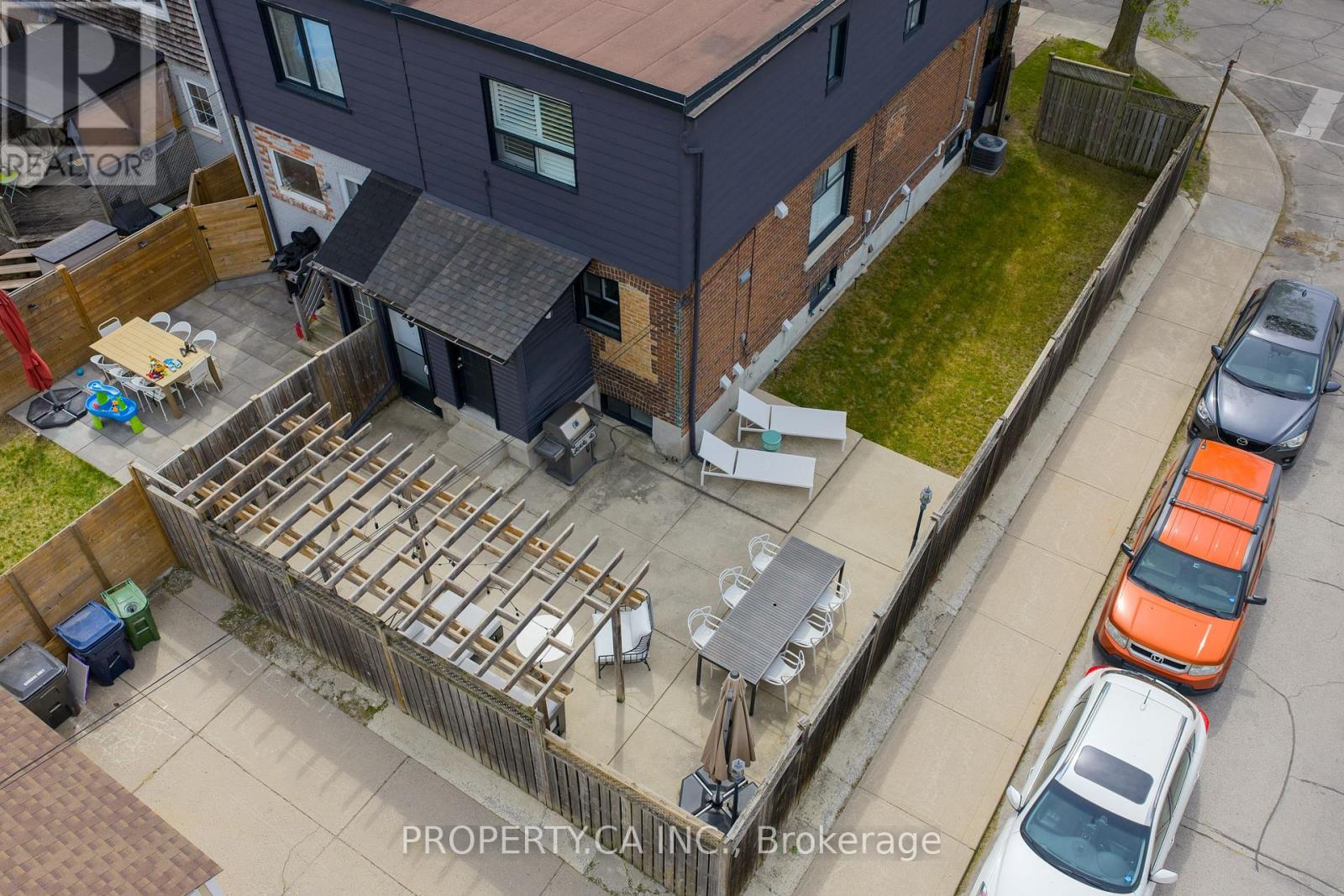 124 Milverton Boulevard, Toronto, Ontario  M4J 1V1 - Photo 37 - E13174154