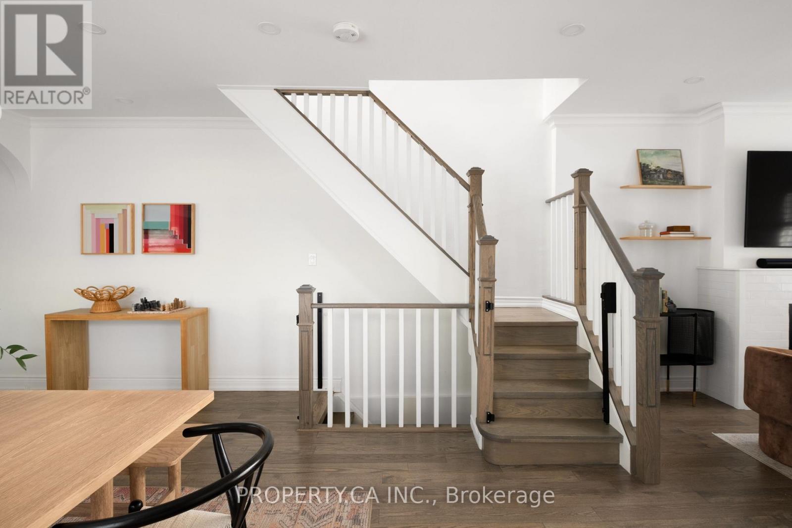 124 Milverton Boulevard, Toronto, Ontario  M4J 1V1 - Photo 5 - E13174154