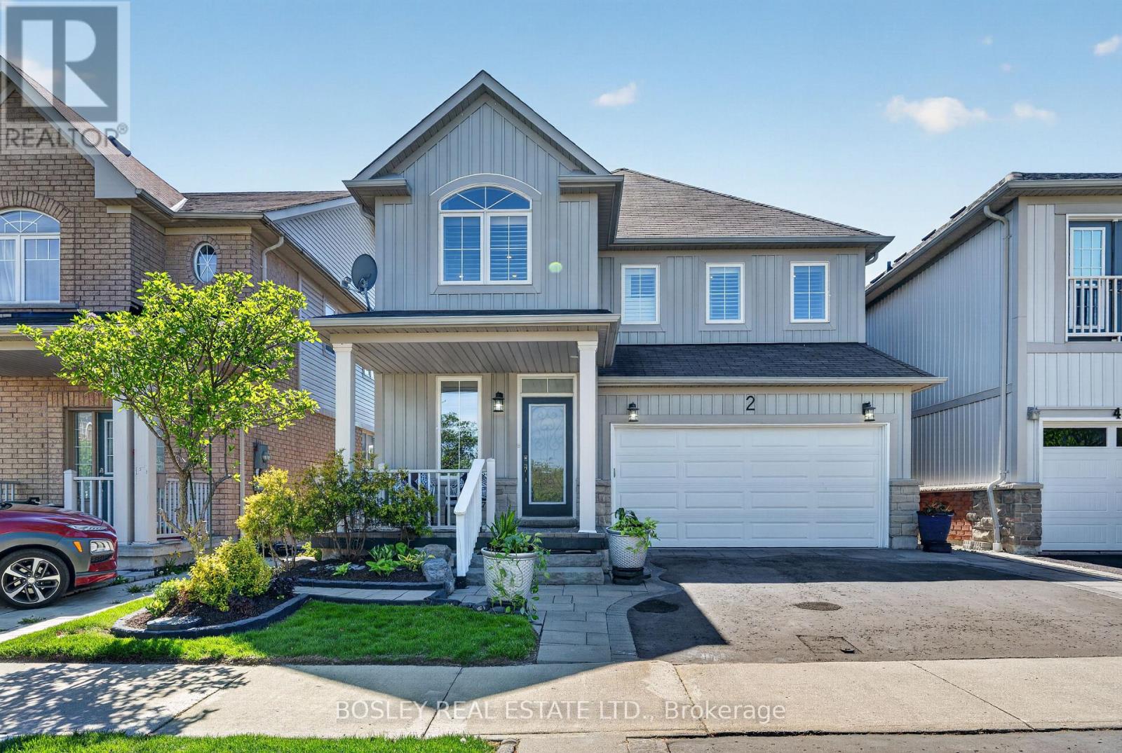 2 BETTINA PLACE, Whitby, Ontario