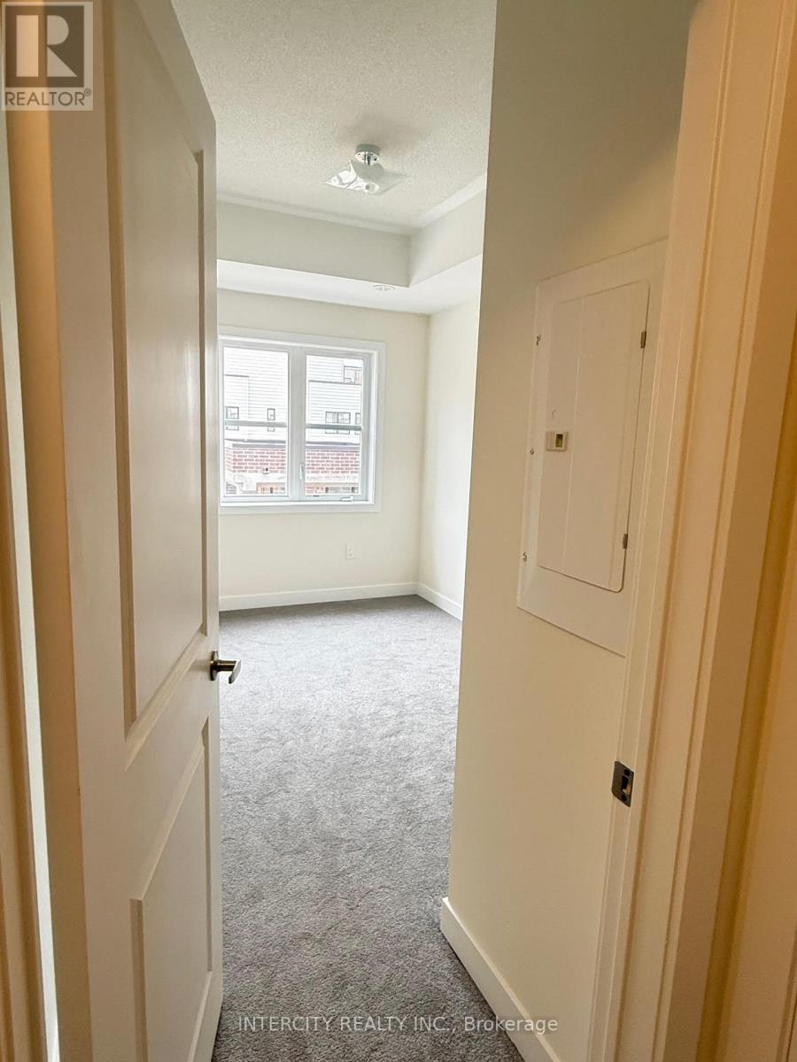235 - 111-15100 Yonge Street, Aurora, Ontario  L4G 4C8 - Photo 10 - N13174078