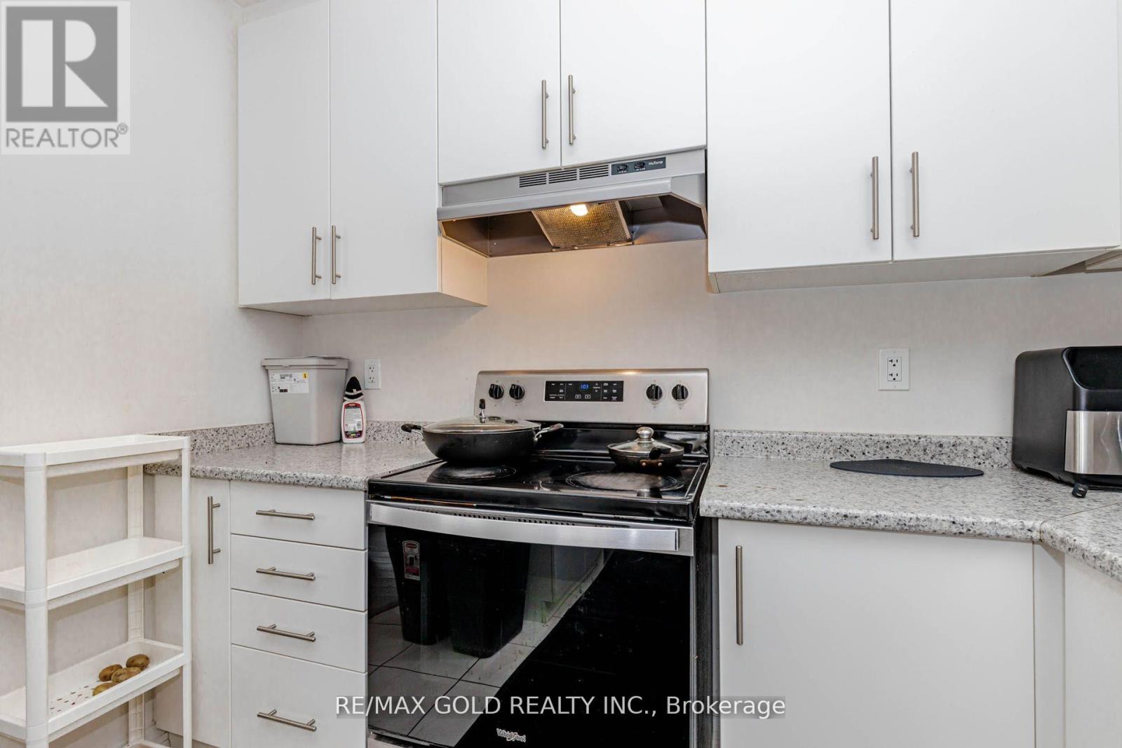 111 Carneros Way, Markham, Ontario  L6B 1R2 - Photo 12 - N13174090