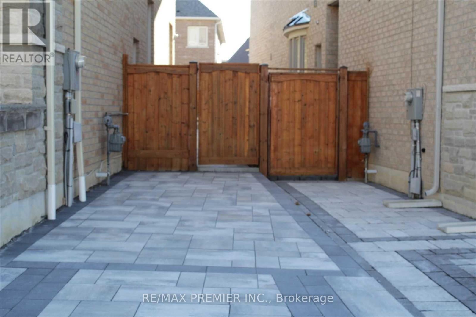 Bsmt - 122 Garyscholl Road, Vaughan, Ontario  L4H 3R7 - Photo 2 - N13174140