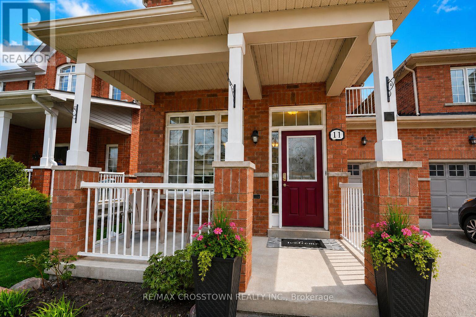 11 Lundigan Drive, Georgina, Ontario  L4P 0C3 - Photo 2 - N13174142