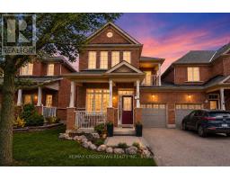 11 LUNDIGAN DRIVE, Georgina, Ontario