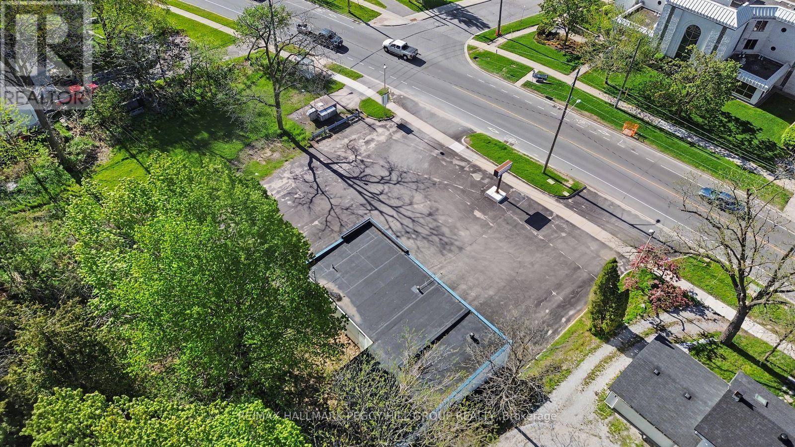222 Blake Street, Barrie, Ontario  L4M 1K3 - Photo 12 - S13174136