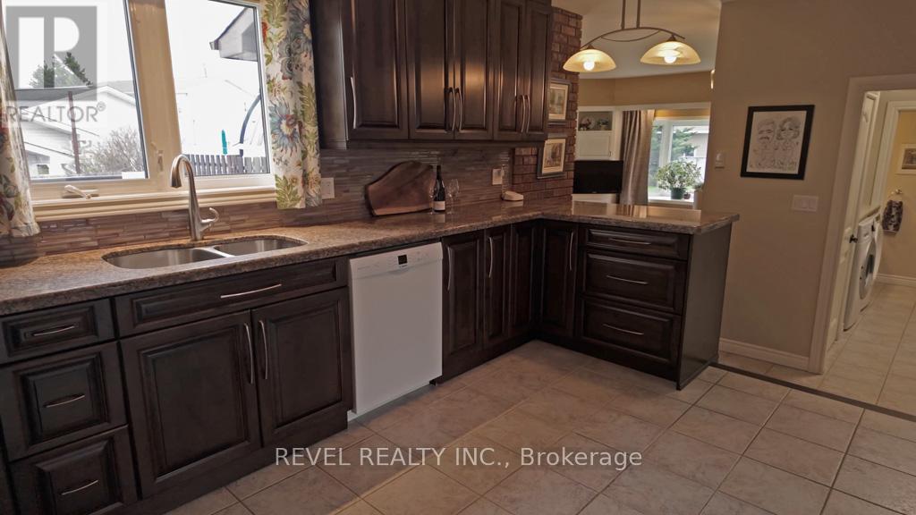 1089 Greeningdon Drive, Timmins, Ontario  P4R 1G3 - Photo 12 - T13174572