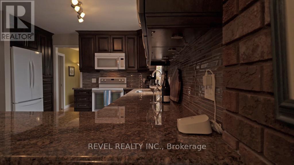 1089 Greeningdon Drive, Timmins, Ontario  P4R 1G3 - Photo 14 - T13174572
